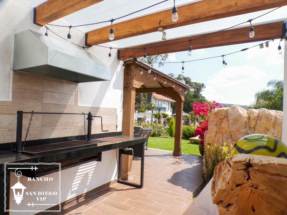 Rancho San Diego, Villa Llena De Vida Vip อิกซ์ทาปัน เดอ ลา ซัล ภายนอก รูปภาพ
