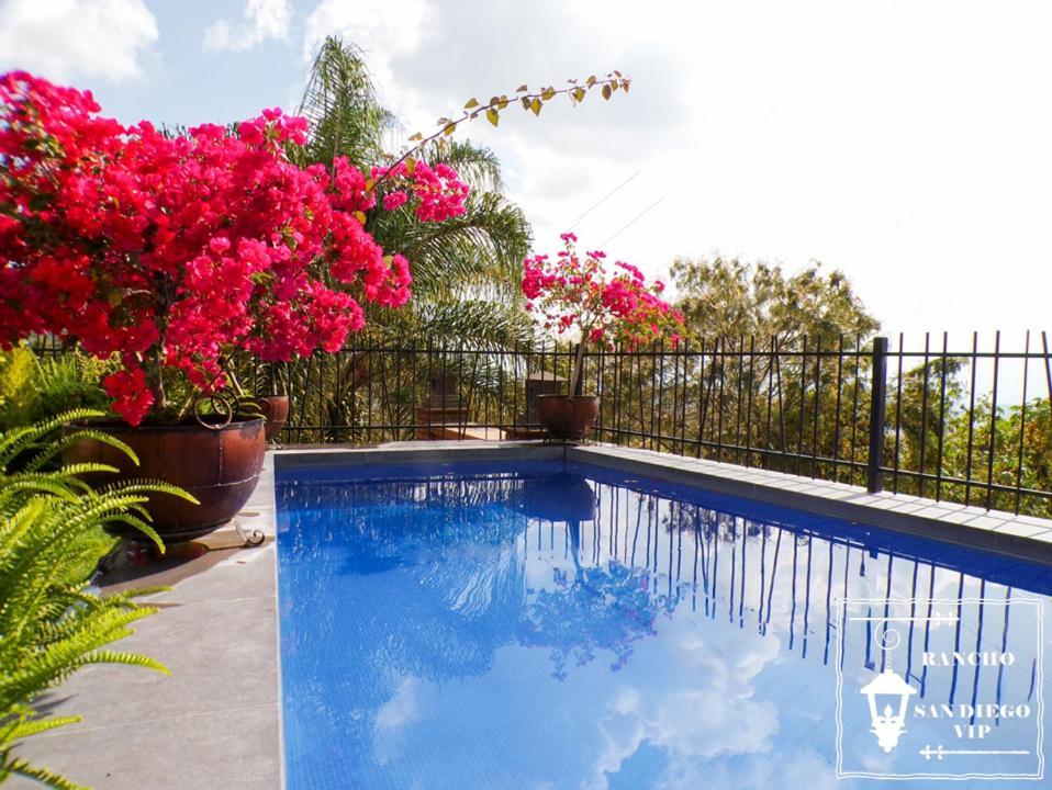 Rancho San Diego, Villa Llena De Vida Vip อิกซ์ทาปัน เดอ ลา ซัล ภายนอก รูปภาพ